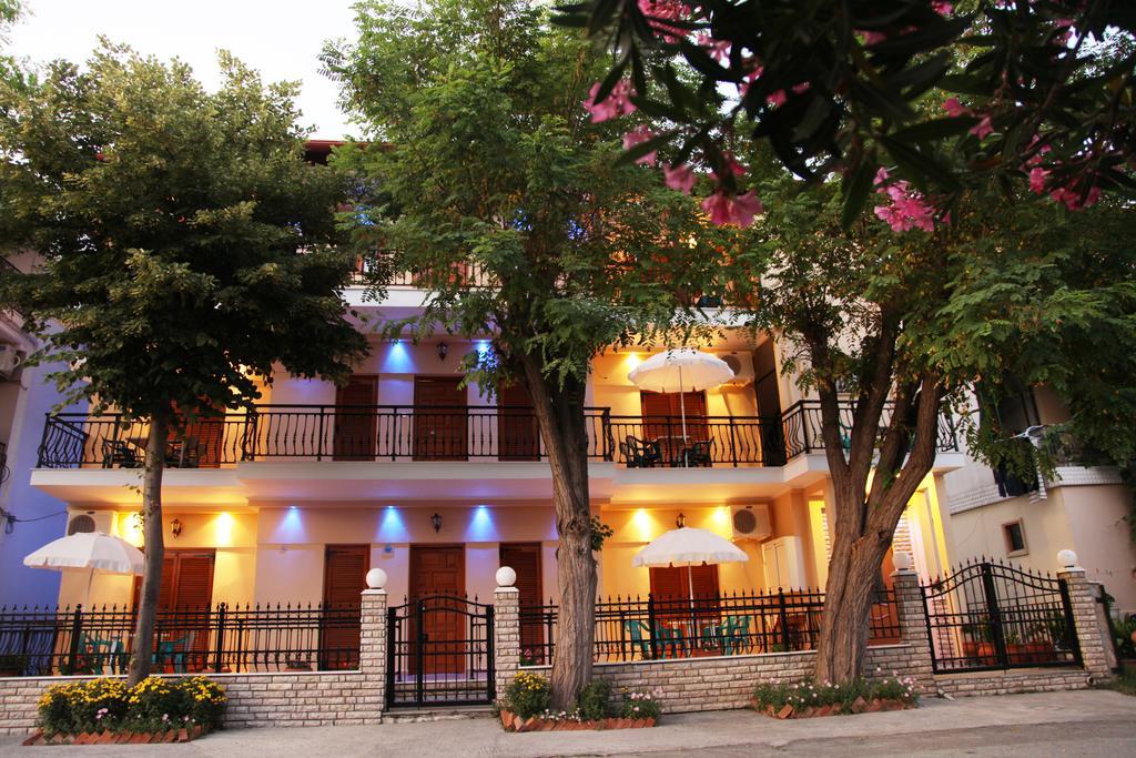Vasiliki Apartments Platamonas Exterior photo